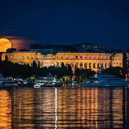 7even Ground Floor * Πούλα