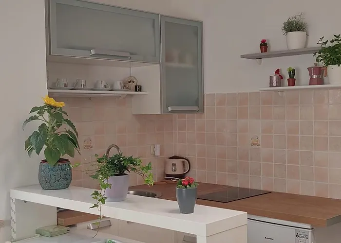 7even Ground Floor 普拉